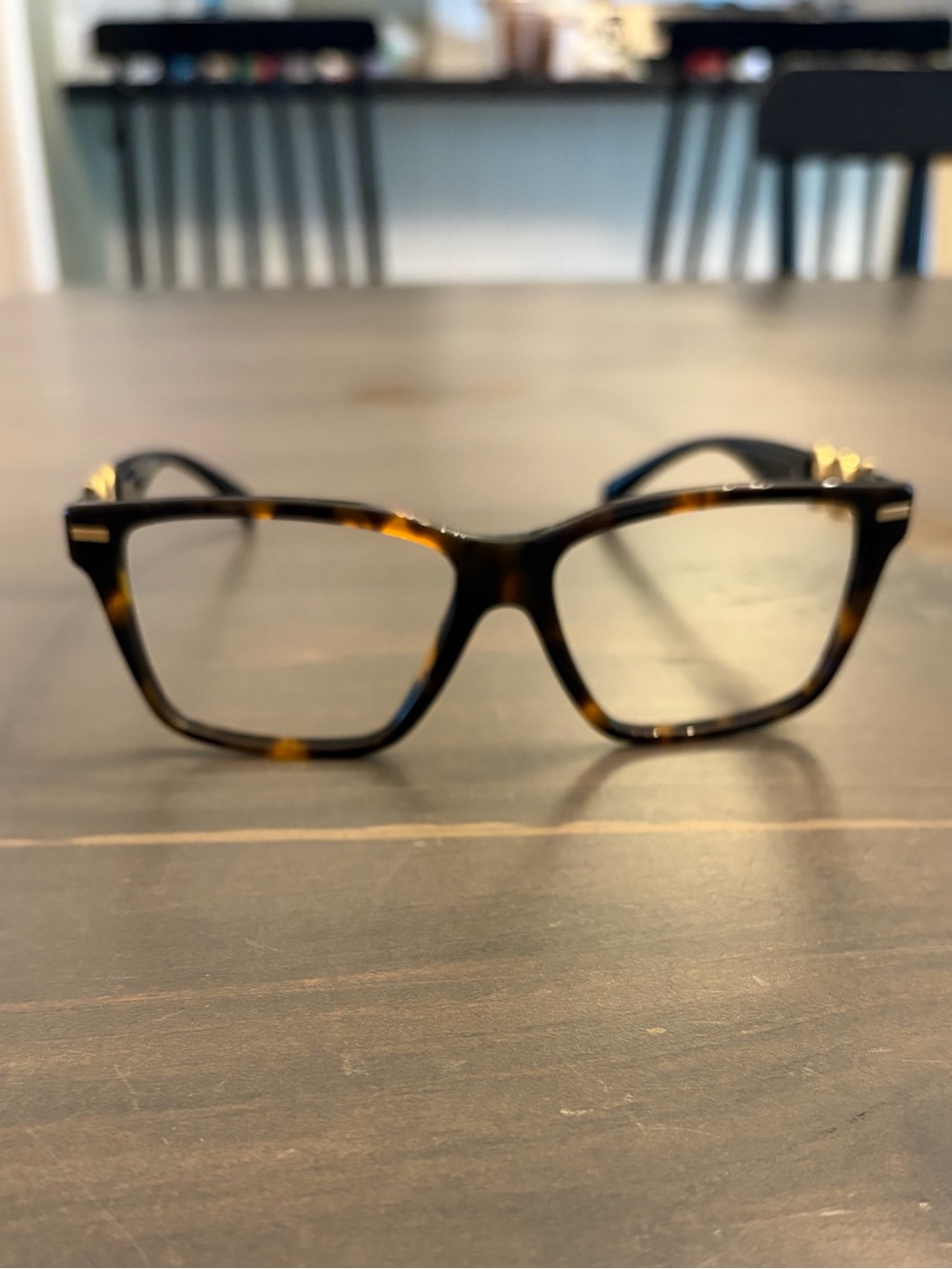 Classic Versace Tortoiseshell Square Women's Eyeglasses - Sleek Everyday Frame